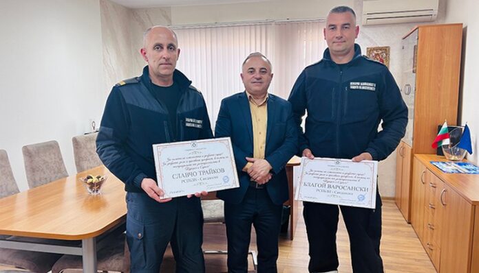 И кметът на Сандански се срещна с пожарникарите