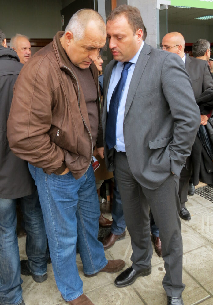 Икономов обсъди с премиера развитието на ски зона Банско