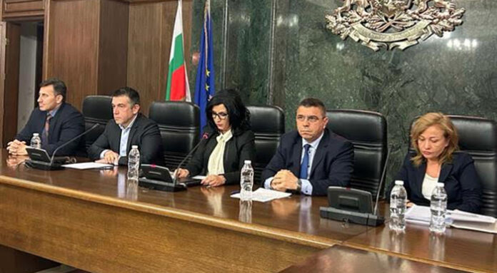 Илков: Рано е да се говори кой е мозъкът зад схемата BETL