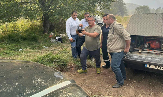 Има риск пожарът от Гърция да премине границата
