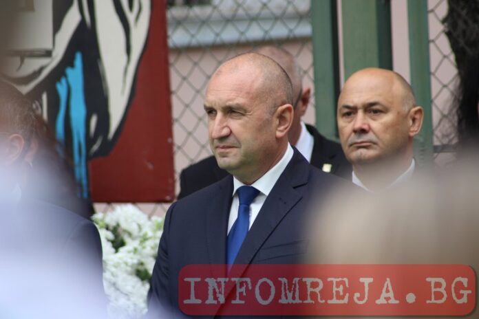 Президентското семейство заминава за Саудитска Арабия