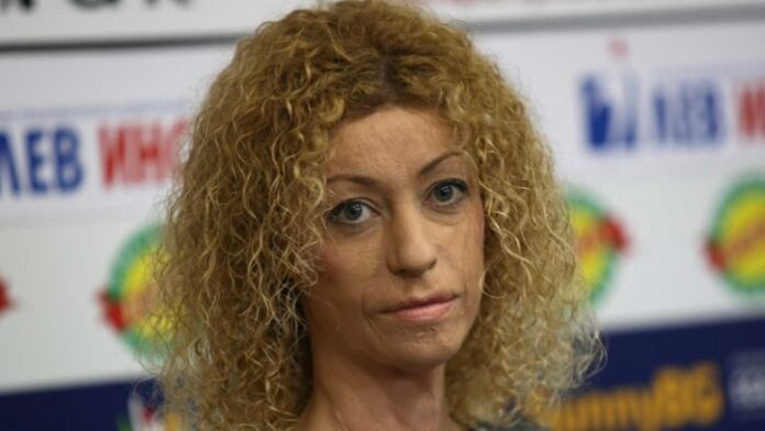 Ина Ананиева напусна ансамбъла по художествена гимнастика