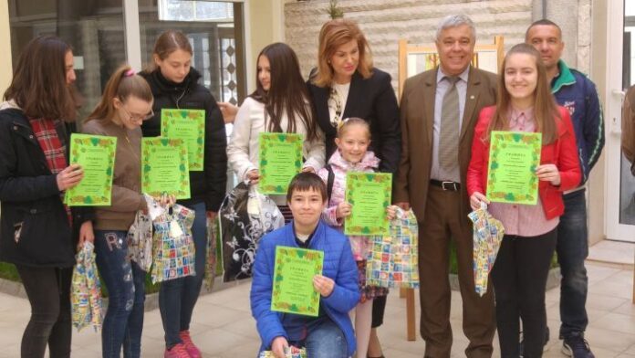Инж. Здравчо Тодоров и експерти от РДГ-Кюстендил