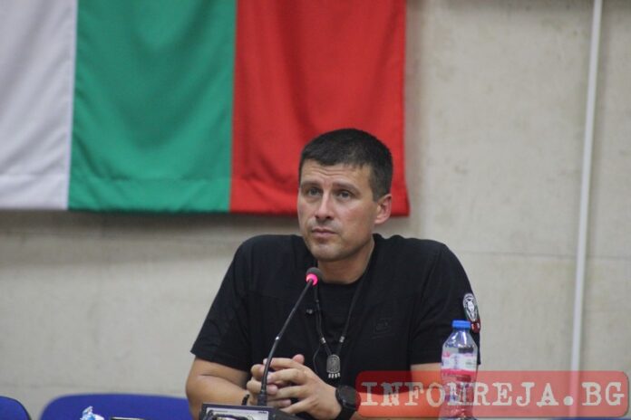 „Исторически парк“ се разпада