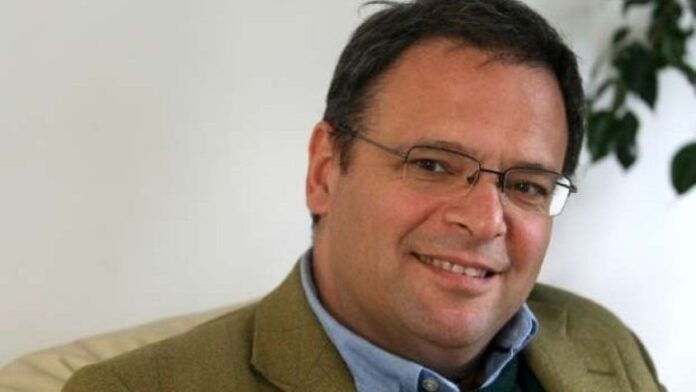 Юлиан Попов: Цените на тока нямат нищо общо със Зелената сделка