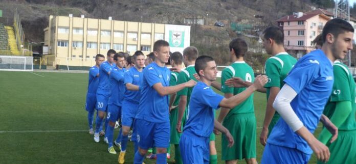 Юношите на Пирин с първа загуба  у дома в последния есенен кръг