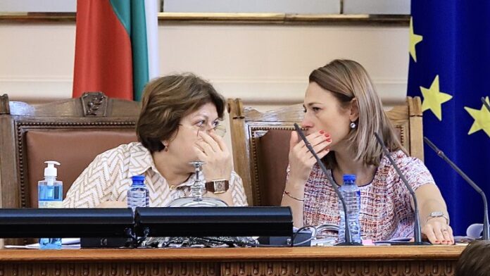 Ива Митева: Границите в това НС бяха преминати