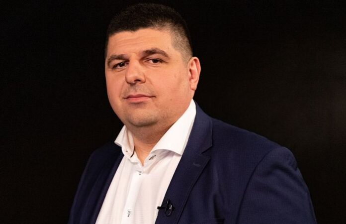 Ивайло Мирчев: ДБ няма да подкрепи изключването на Божанков и Лорер от ПГ на ПП-ДБ