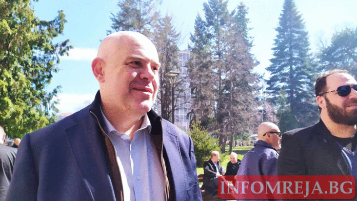 Иван Гешев за ротацията: Те са се взели