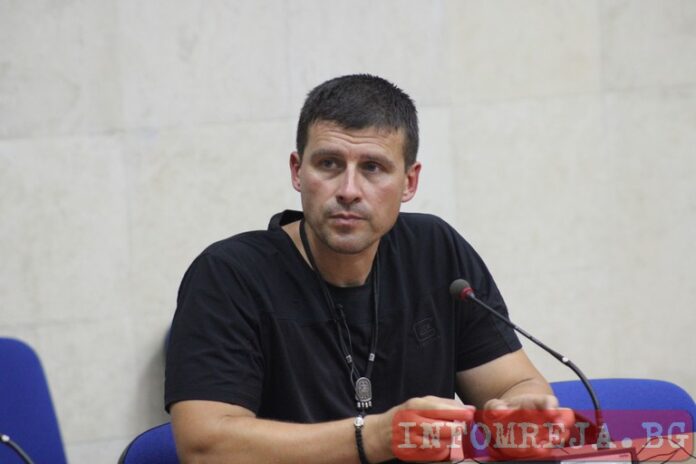 Ивелин Михайлов от Благоевград: Величие е гъвкава