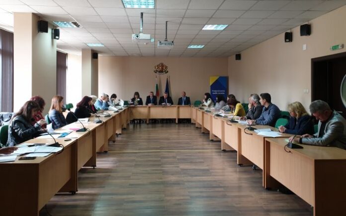 Избраха комисия за разработване на Регионална програма за заетост в Кюстендилско