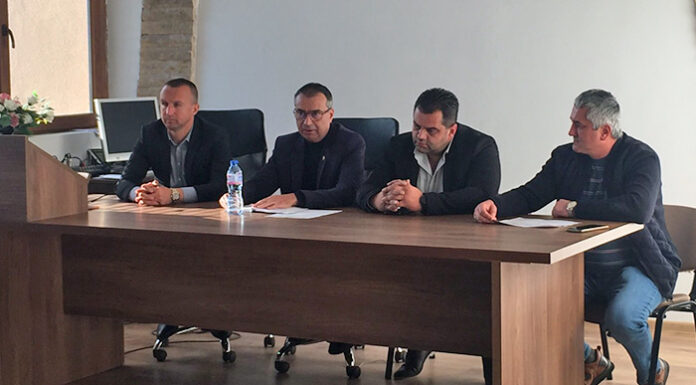 Изготвиха план-график за снабдяването на жителите на община Белица с дърва