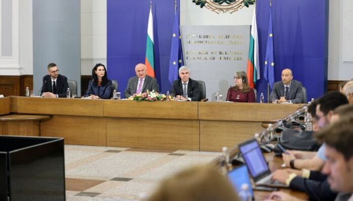 Изграждат Вертикалния газов коридор през Кулата-Кресна