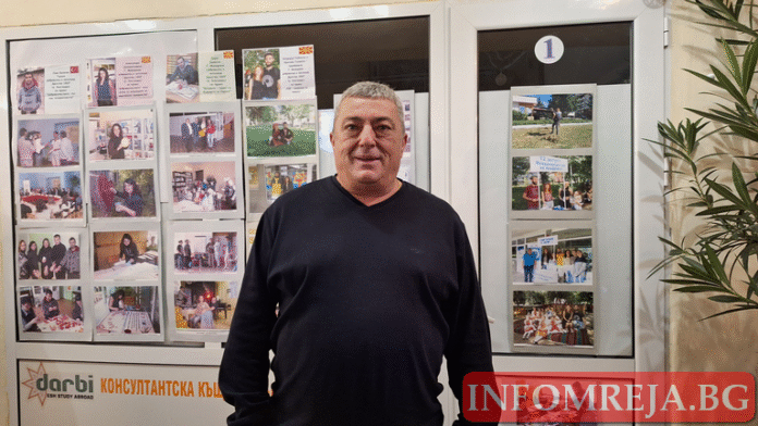 Изложба показа доброволците през годините в Кюстендил