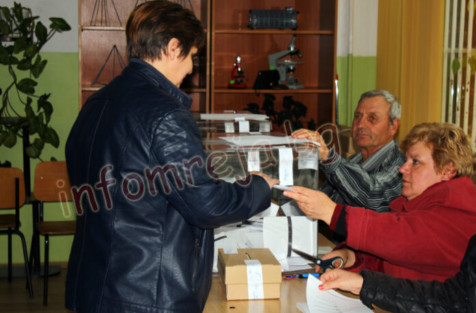 Изплащат възнагражденията на СИК-Благоевград