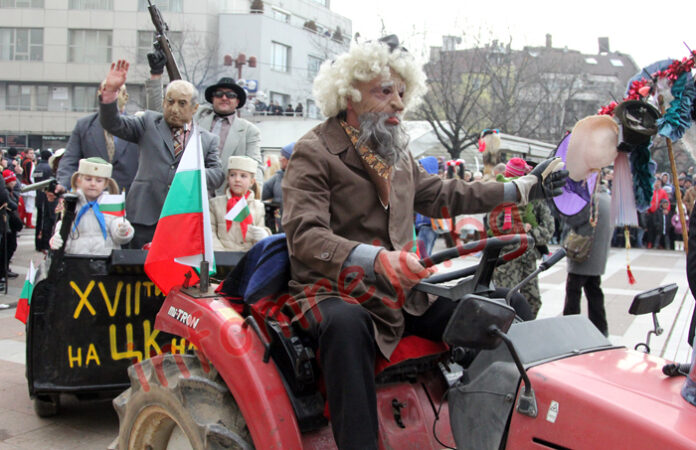 Изтеглиха жребия за групите в кукерския фестивал в Благоевград