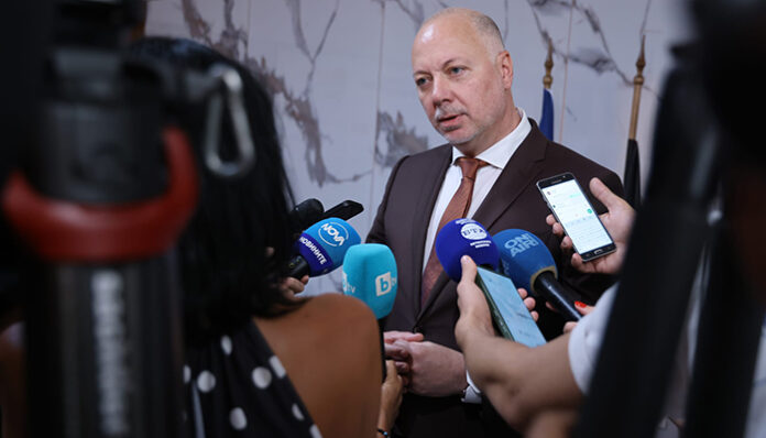 Желязков: Няма сериозни аргументи за вот на недоверие