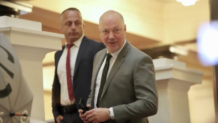 Желязков: Следващата седмица е важна и за обществото ни