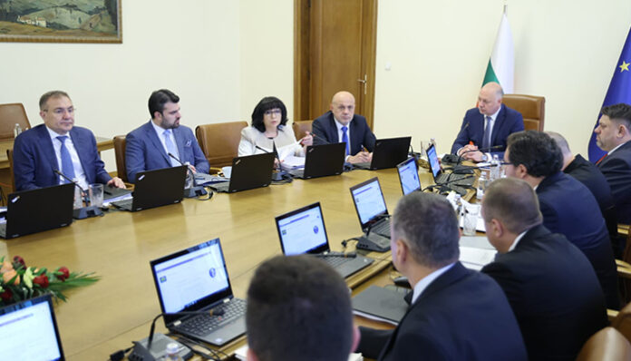 Желязов нареди безкомпромисни наказания за шофьорите нарушители