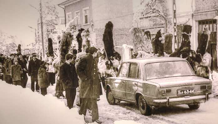 Животът по калдъръма на Банско