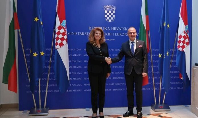 Йотова и хърватският премиер се обявиха за приемането на България и Хърватия в Шенген