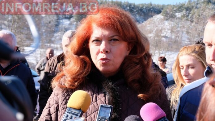 Йотова: Нидерландия направи коледен подарък на евроскептиците