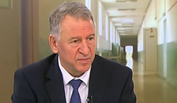 Кацаров: България обърна епидемичната вълна без локдаун