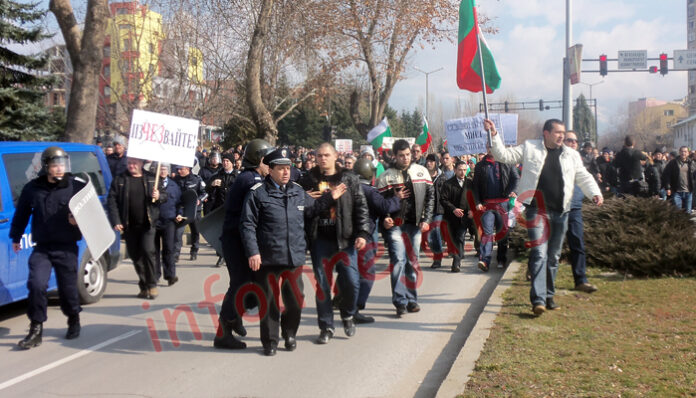 Какво искат протестиращите?