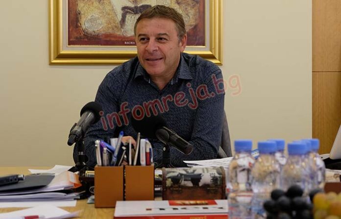 Камбитов: Няма да гласувам на балотажа