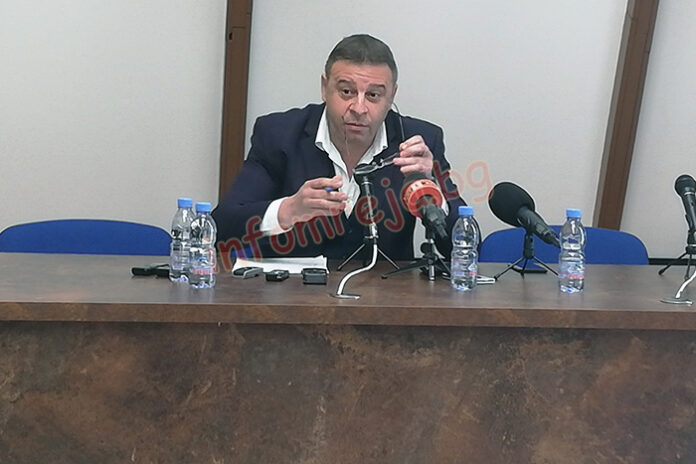 Камбитов: Ще настоявам да се промени наредбата за настаняване в социалните жилища