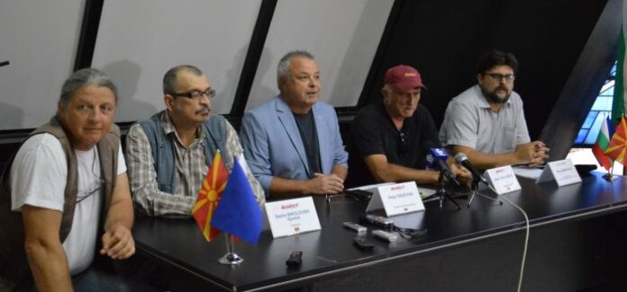 Камерна опера и македонската група „Леб и сол“ представиха съвместния си проект в Благоевград