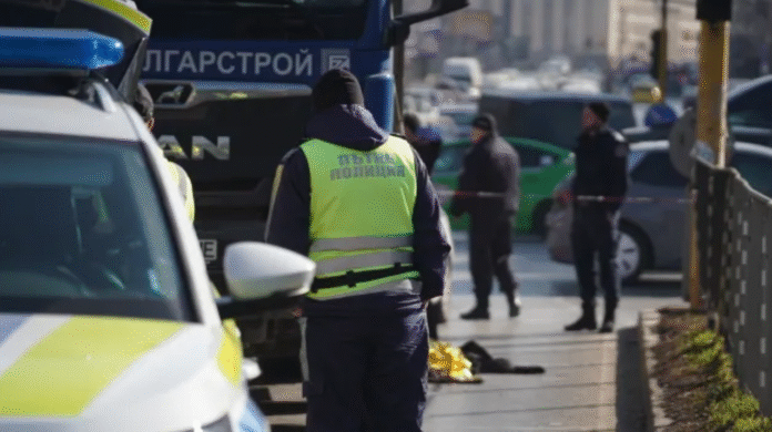 Камион уби жена на булевард в София