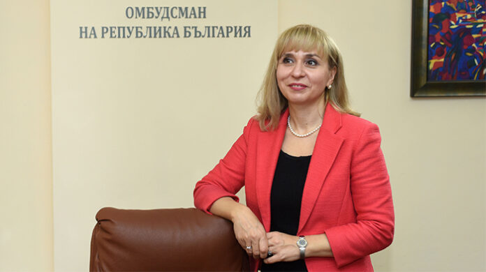 Кампанията „Синьо лято“ на омбудсмана тръгва в 12 града от днес