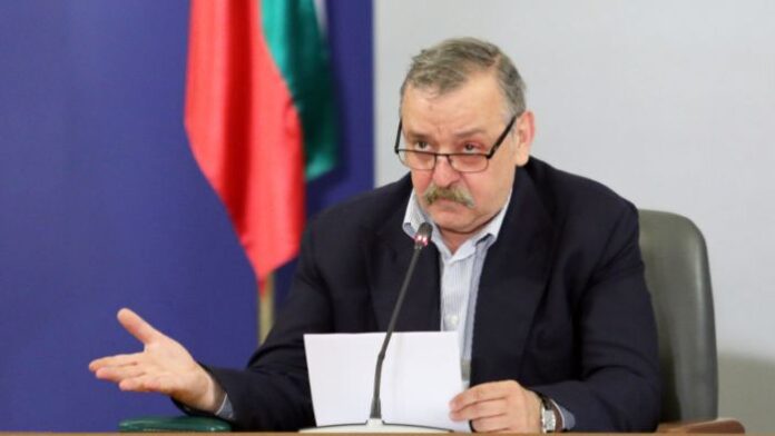 Кантарджиев: Някой настъпи мотиката