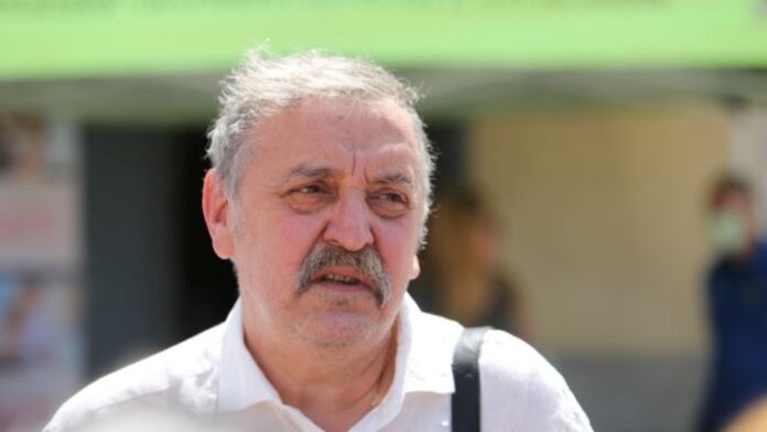 Кантарджиев очаква по-бавно развитие на грипната епидемия и увеличаване на ковид случаите