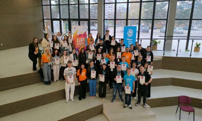 Капачки срещу храна: Ученички от Кюстендил с проект за бездомните животни