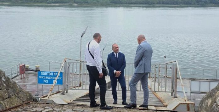 Караджов: Един от новите мостове над Дунав трябва да бъде при Силистра