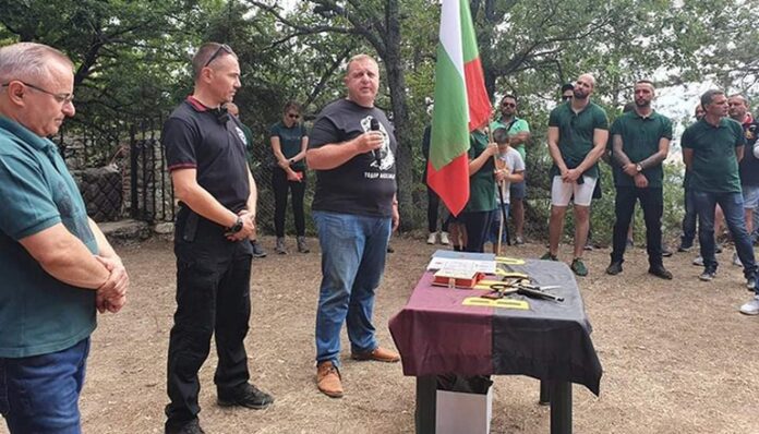 Каракачанов от Сугарево: Пред ВМРО пътят е един - продължаваме битката за българщината