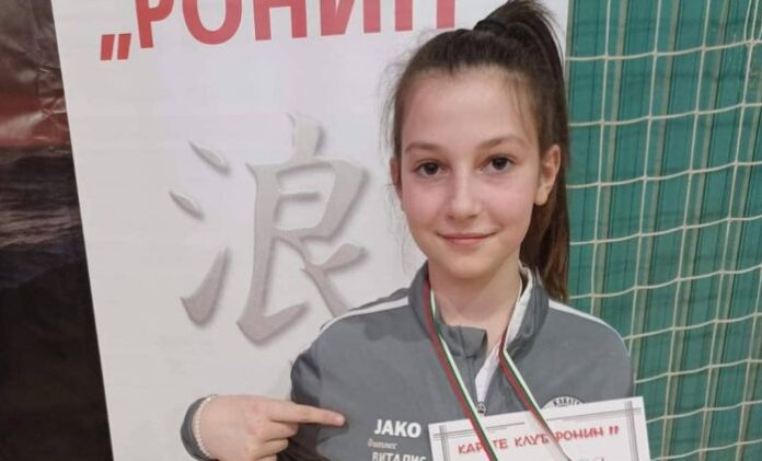 Каратеките от СК „Дарис“ – Кюстендил
