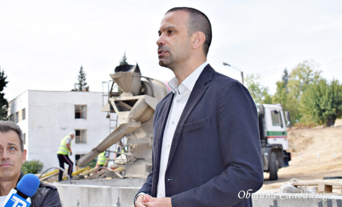 Кирил Котев се регистрира в ОИК-Сандански