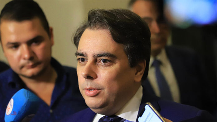 Кирил Петков: Хора с майбаси имат проблем с оставането на Асен Василев