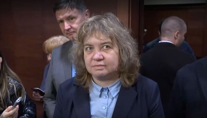 Киселова иска повишаване качеството на хората в СИК