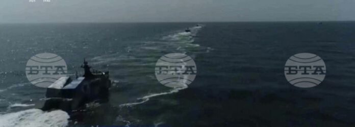 Китай отново демонстрира военна сила край бреговете на Тайван