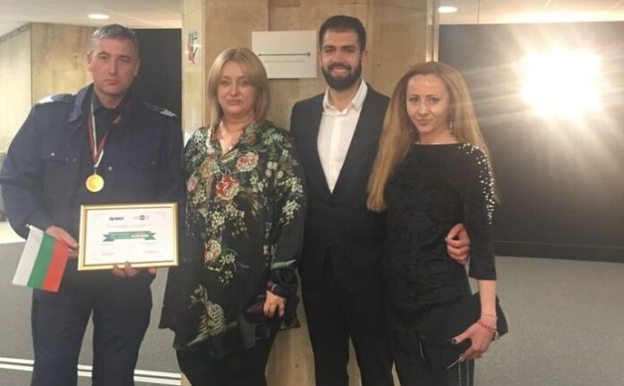 Кюстендилският полицай Румен Костадинов с приз „Достоен българин“