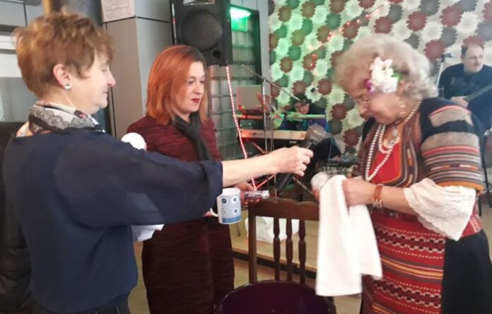 Кюстендилско пожелание на Бабинден: Колкото бебета в квартал „Изток“
