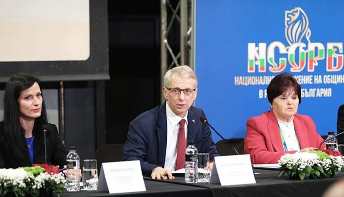 Кметовете на Белица и Петрич сред избраните в Управителния съвет на НСОРБ