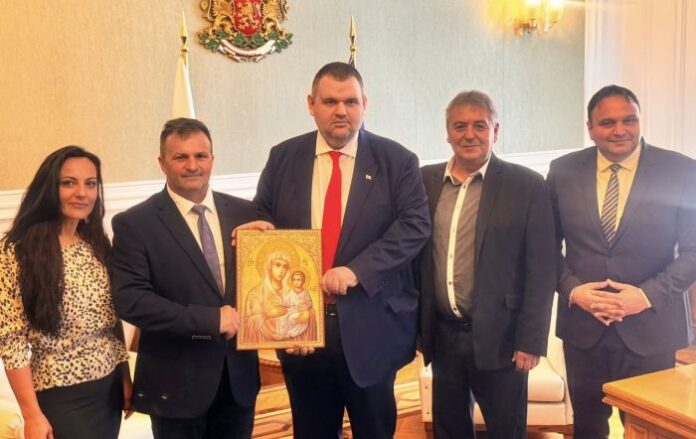 Кметовете на Бобошево и Бобов дол стават част от ДПС-Ново начало