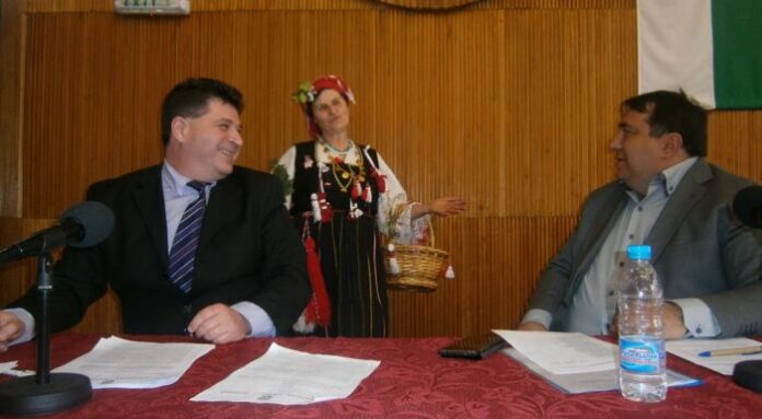 Кметовете на села в община Дупница ще получават по-високи заплати