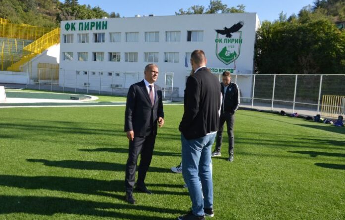Кметът Илко Стоянов: Заставам зад ФК „Пирин“