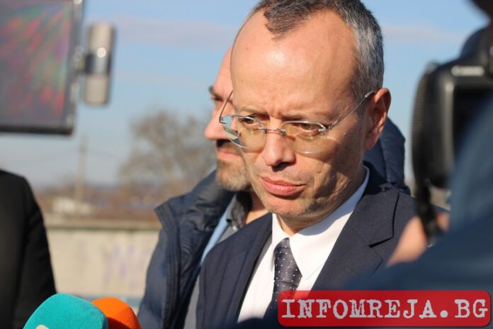 Кметът на Благоевград бори шума от заведенията с наредба